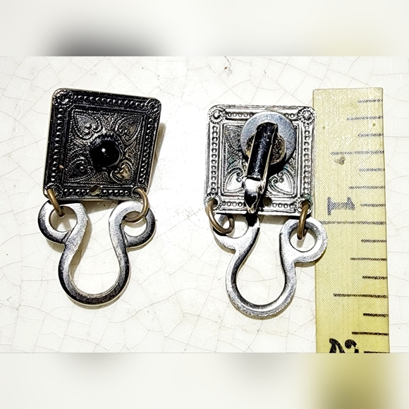 Vintage Silver with black stone Art Deco  clip on earrings - Picture 5 of 5